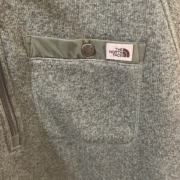 Men’s | North Face | Gordon’s Lyon 1/4 Zip | Green - Picture 3 of 4